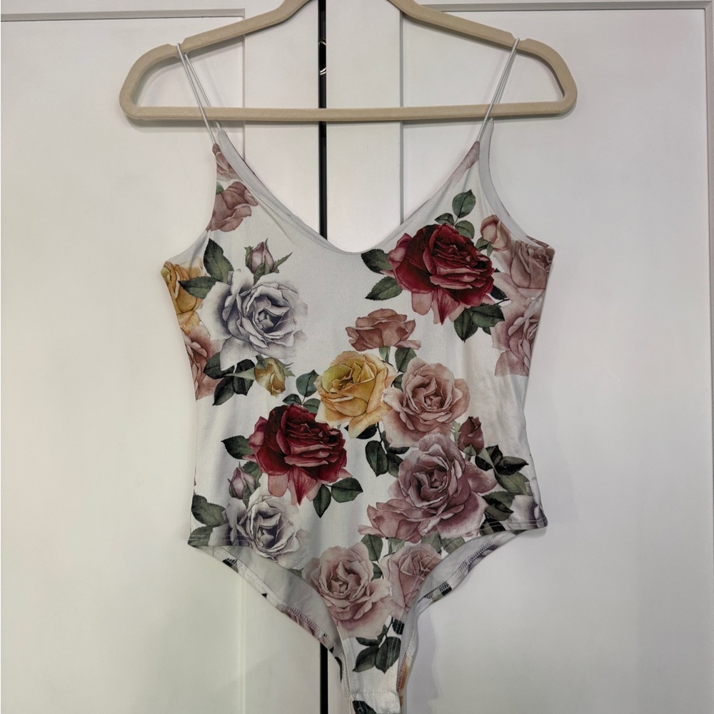Gaze Floral Patterned Bodysuit